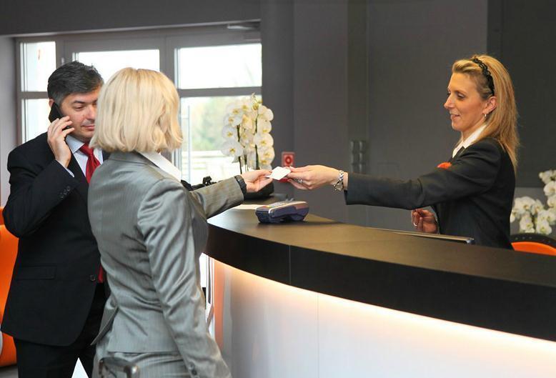 Hotel Europa Lubiń Eksteriør bilde